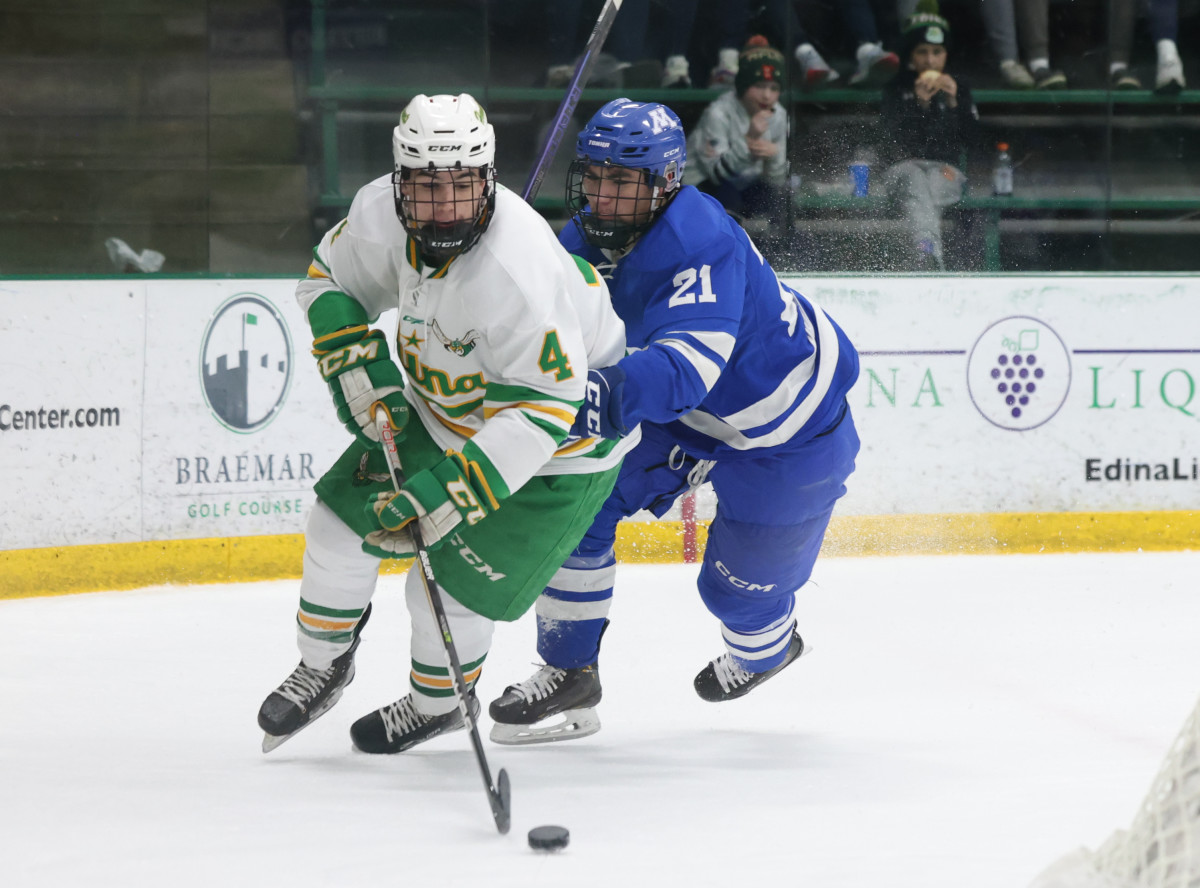 Minnetonka vs Edina Feb11-23 Jeff Lawler19